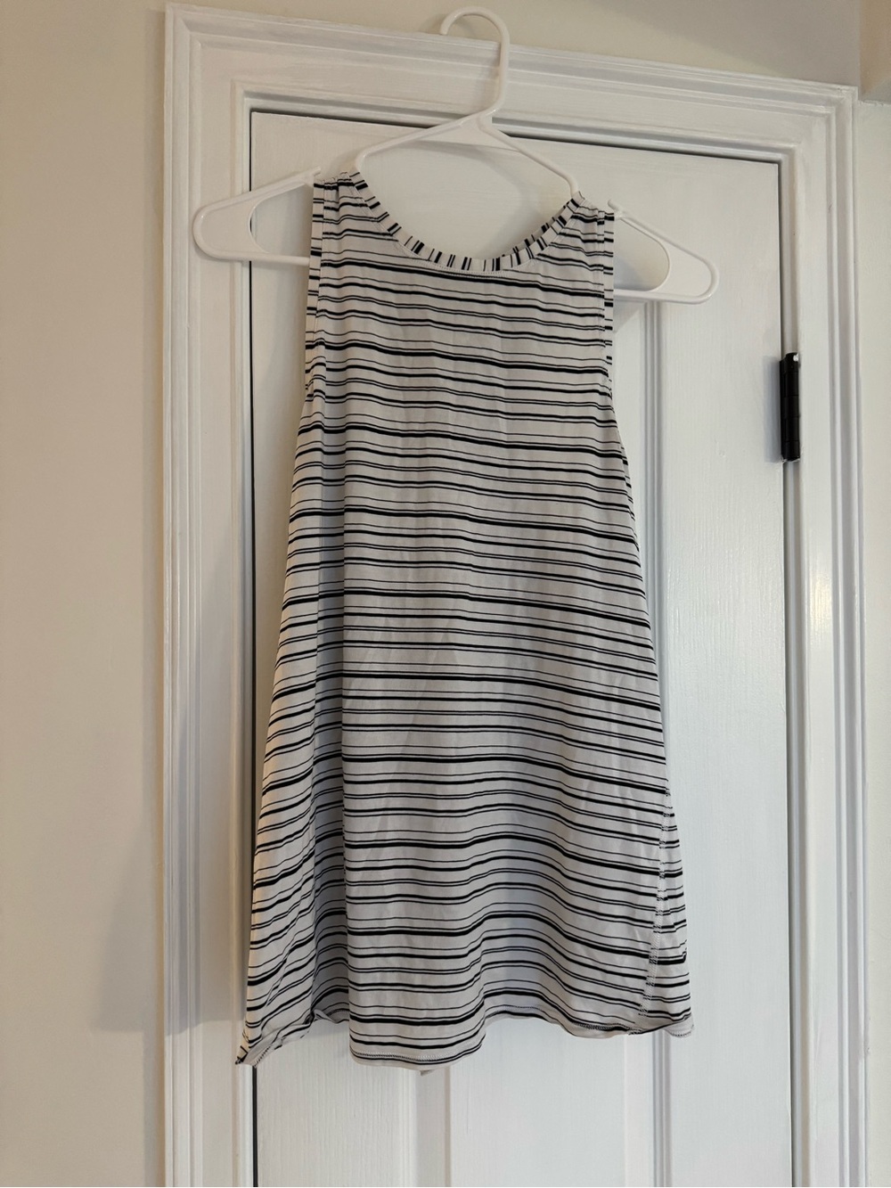 Lululemon All Tied Up Tank - Picture 5 of 5